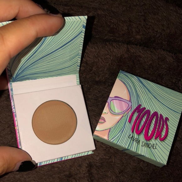 Neutral eyeshadows - Picture 2 of 7